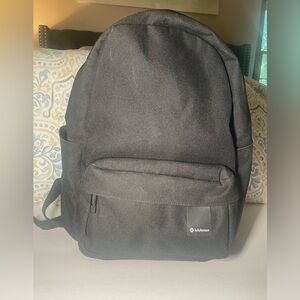 Lululemon Command the Day Backpack